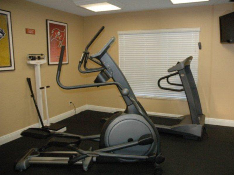 Red Roof Inn Plus & Suites Tampa Kültér fotó